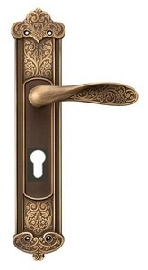Дверная ручка DND Fiore, на планке под цилиндр, бронза матовая