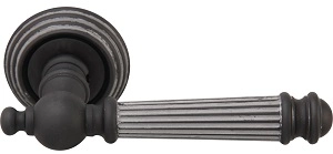 Дверная ручка на розетке Melodia 102P Veronica Графит + серебро