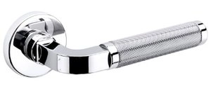 Дверная ручка DND Mix, на круглой розетке, хром