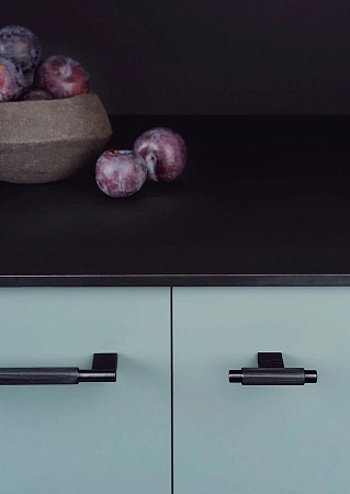 Мебельная ручка скоба рейлинг Viefe ARPA м/о 192 мм L= 212 мм черный