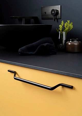 Мебельная ручка скоба Viefe VALLEY м/о 160 мм L= 223 мм никель черный глянцевый