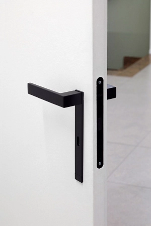 Дверная ручка на планке DND IF10 ONO (IN)FINITO черный