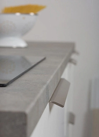 Мебельная ручка профиль накладная Viefe VANN м/о 256 мм L= 350 мм сталь