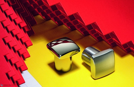 Мебельная ручка-кнопка (кноб) Colombo Formae F526-CR полированный хром